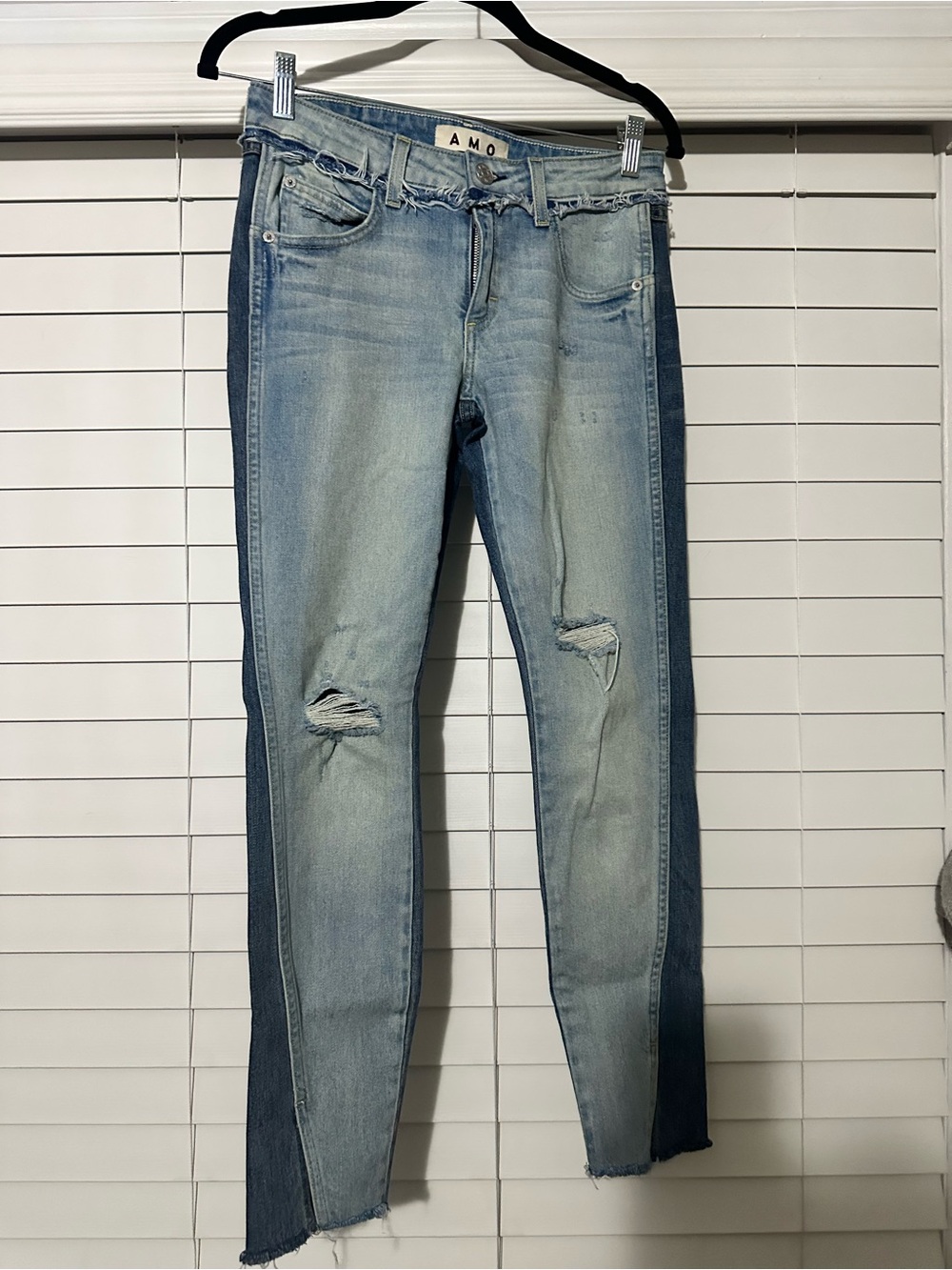AMO Twist No. One Jeans Women’s Size 26 Distressed Raw Hem Contrast Panel Skinny